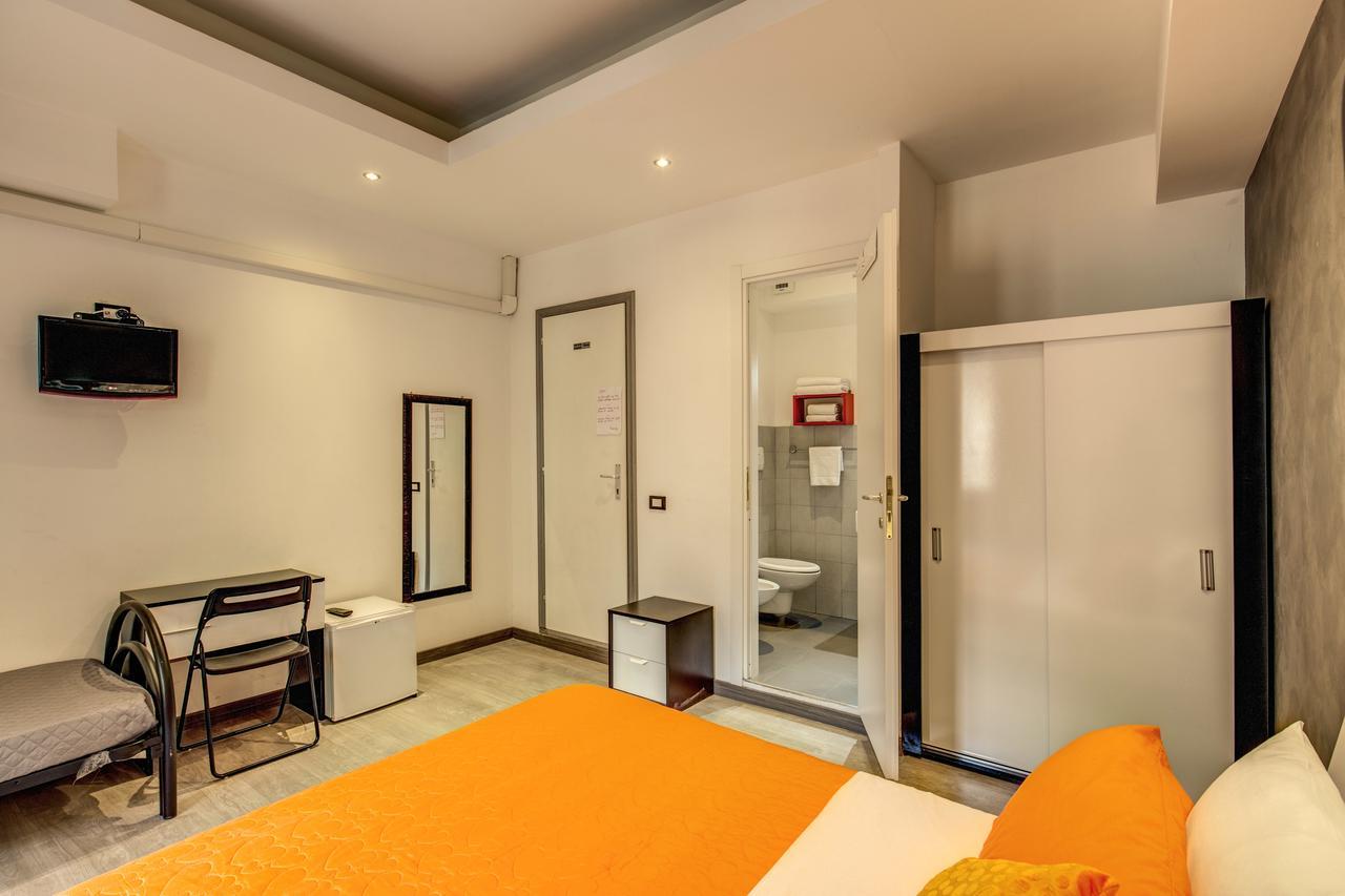 Enzo Luxury Rooms Roma Eksteriør bilde