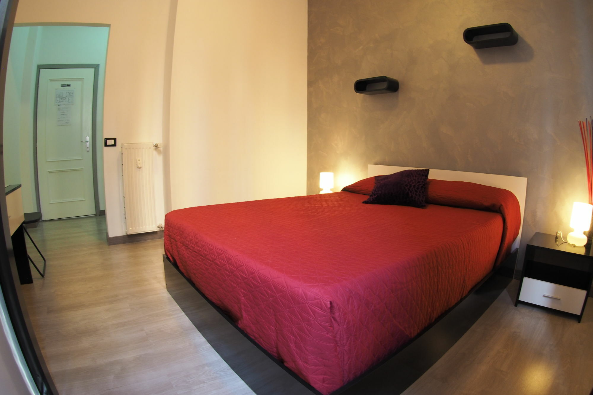Enzo Luxury Rooms Roma Eksteriør bilde