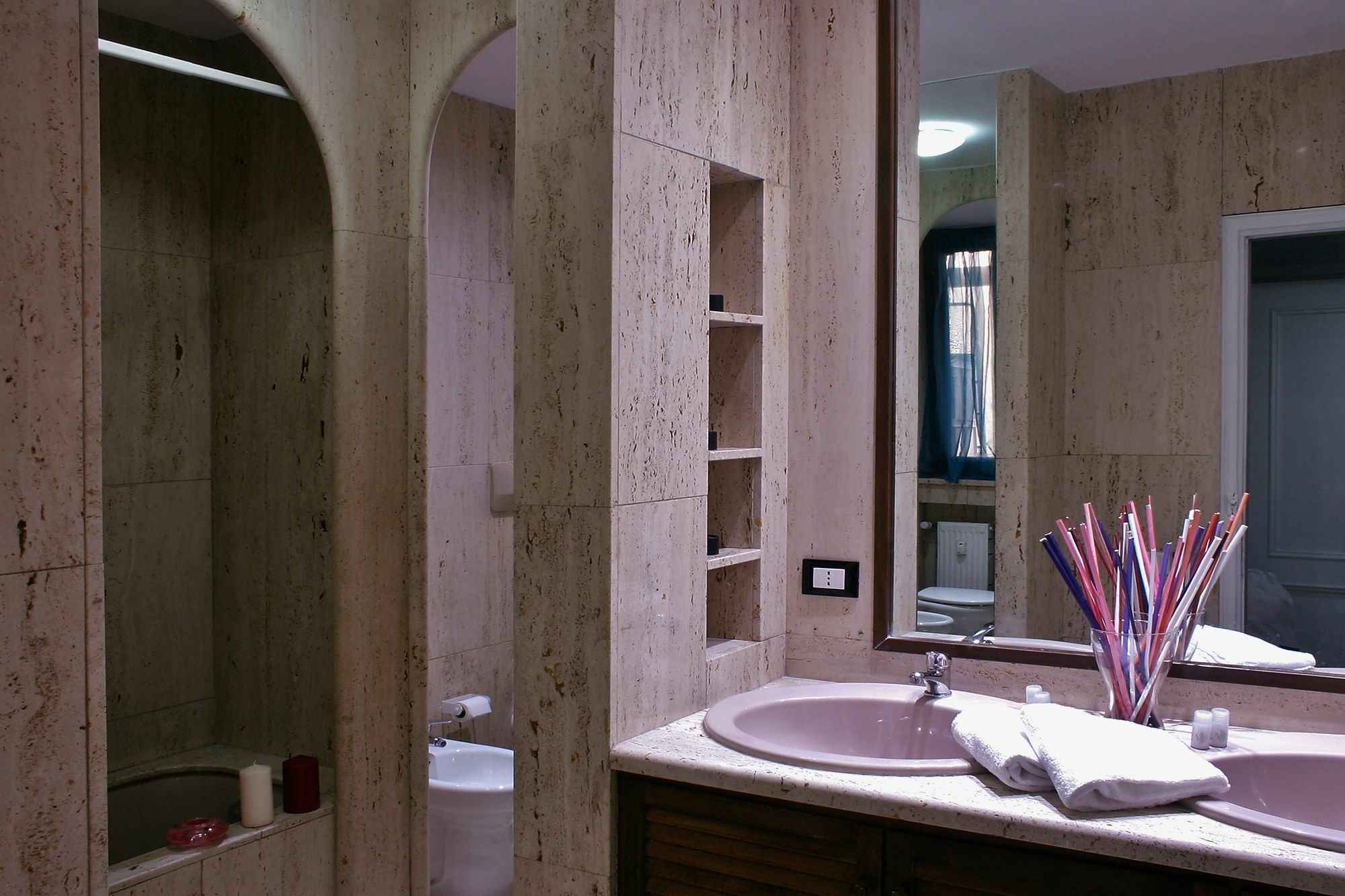 Enzo Luxury Rooms Roma Eksteriør bilde